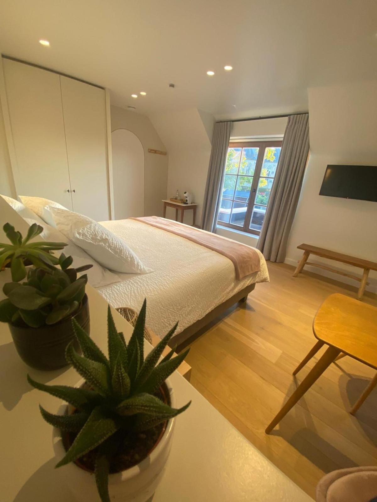 Huyze Vinteling Bed & Breakfast Ypres Exterior photo